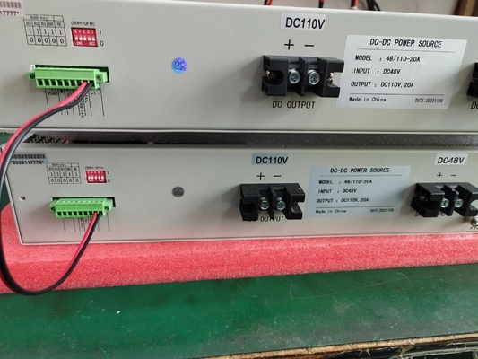 19 นิ้ว Rackmount RCT2000D ซีรีส์แยก DC DC เครื่องแปลง input 110vdc Output 24vdc 1200W D50-10-14