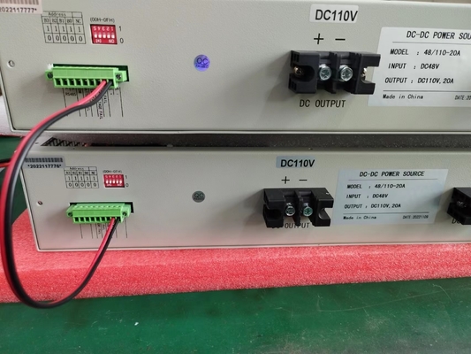 OEM ปรับแต่ง 19 นิ้ว DC DC เครื่องแปลง RCT2000D ซีรีส input 110vdc output 48vdc 1500w D30-10-18