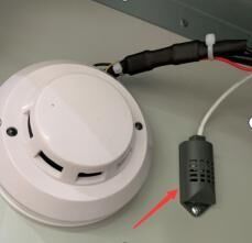 เหล็กชุบสังกะสีสั่งทำพิเศษความหนา 1.5 มม. ตู้ตู้กลางแจ้ง 14U พร้อมเครื่องปรับอากาศ 1500W สำหรับเก็บแบตเตอรี่สถานีโทรคมนาคม