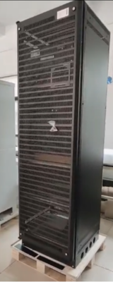 IP20 Custom Made 1000A 2000A 3000A โรงไฟฟ้าขนาดใหญ่ 3 ขั้นตอน 380Vac 48Vdc ระบบพลังงานโทรคมนาคมภายในห้อง พร้อม Flatpack2 48/3000HE โมดูล FPC กอง