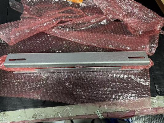 CE+T Bravo 25 1 Phase 110Vdc ถึง 230Vac 6KVA DC ถึง AC ระบบอินเวอร์เตอร์ P/N S62AD5E0204SN000K001